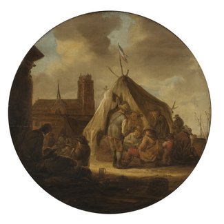 Rustpauze van soldaten voor de Grote Kerk in Dordrecht