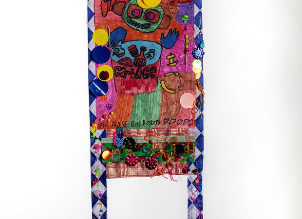 Dordrechts Museum, aankoop met steun van het Mondriaan Fonds, 2023 - Bas Kosters, Ayse Somuncu, Zwaai hangertje - 2021