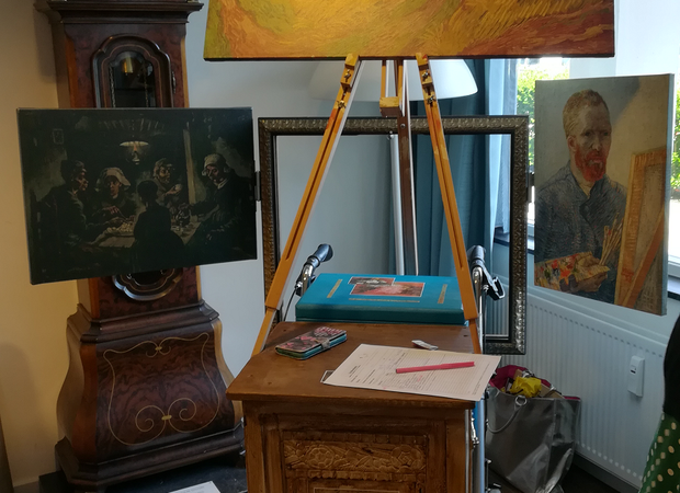 Kunst op de koffie, een workshop op locatie.