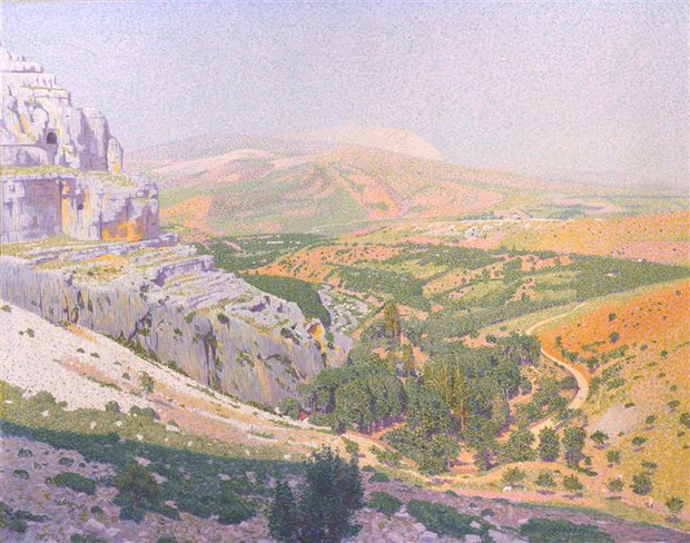 Realistisch landschapsschilderij waar vanuit de bergen een vallei is afgebeeld. In het midden van het schilderij is een bos te zien.